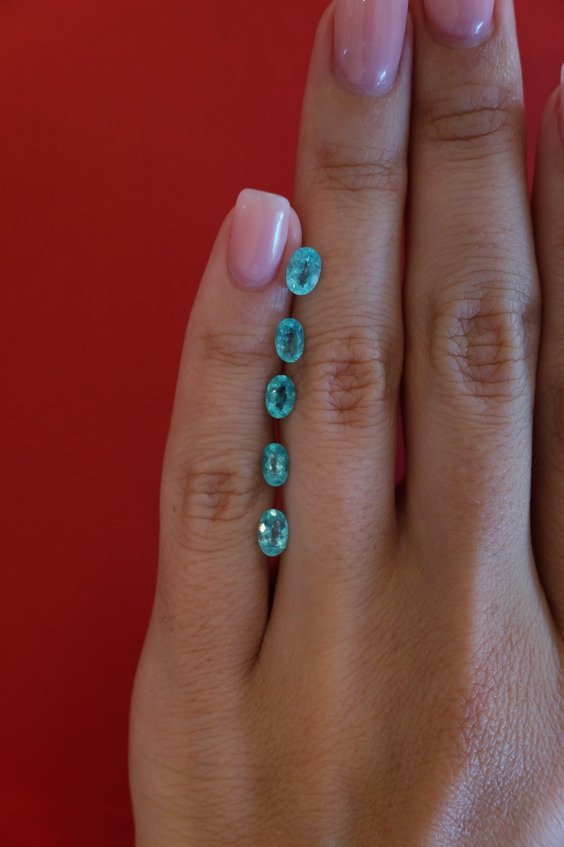 *NEW* Bespoke 2.29 Carat Oval Paraíba Tourmaline Layout