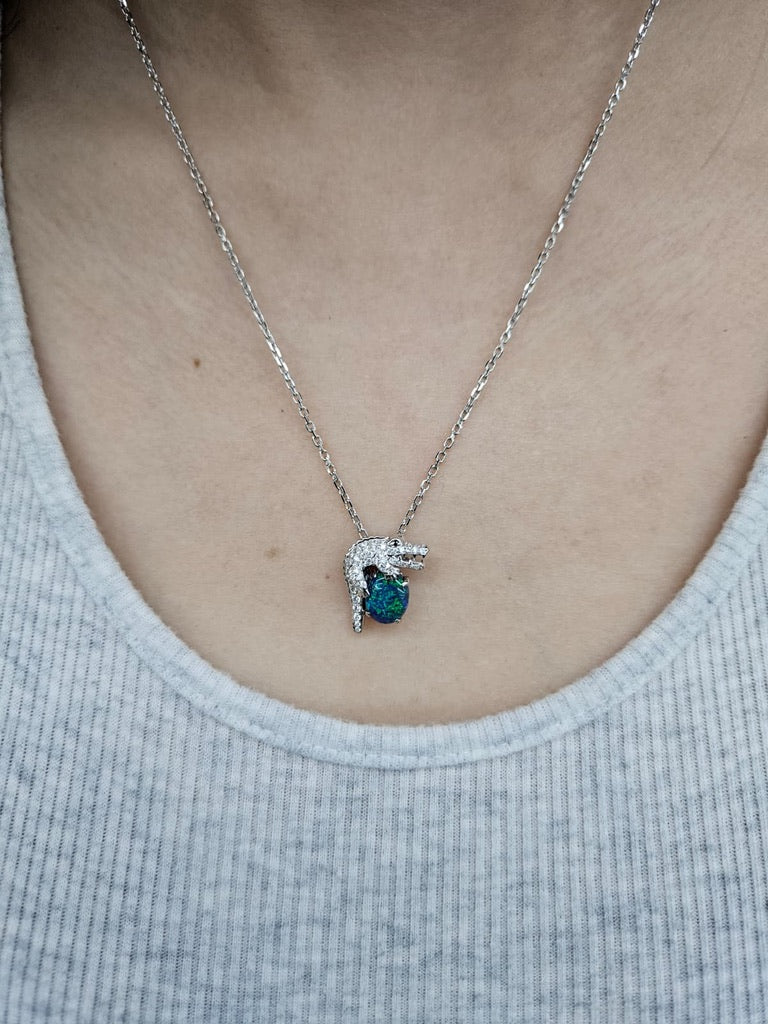Alligator on a Black Opal