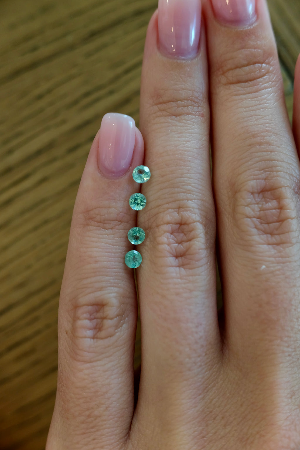 *NEW* Bespoke 0.77 Carat Round Paraíba Tourmaline Layout