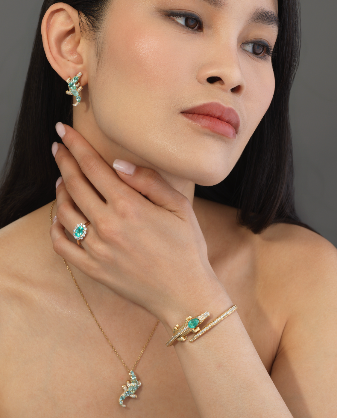 *NEW* Bespoke 1.44CT Oval Cut Paraiba Tourmaline Bloom Ring