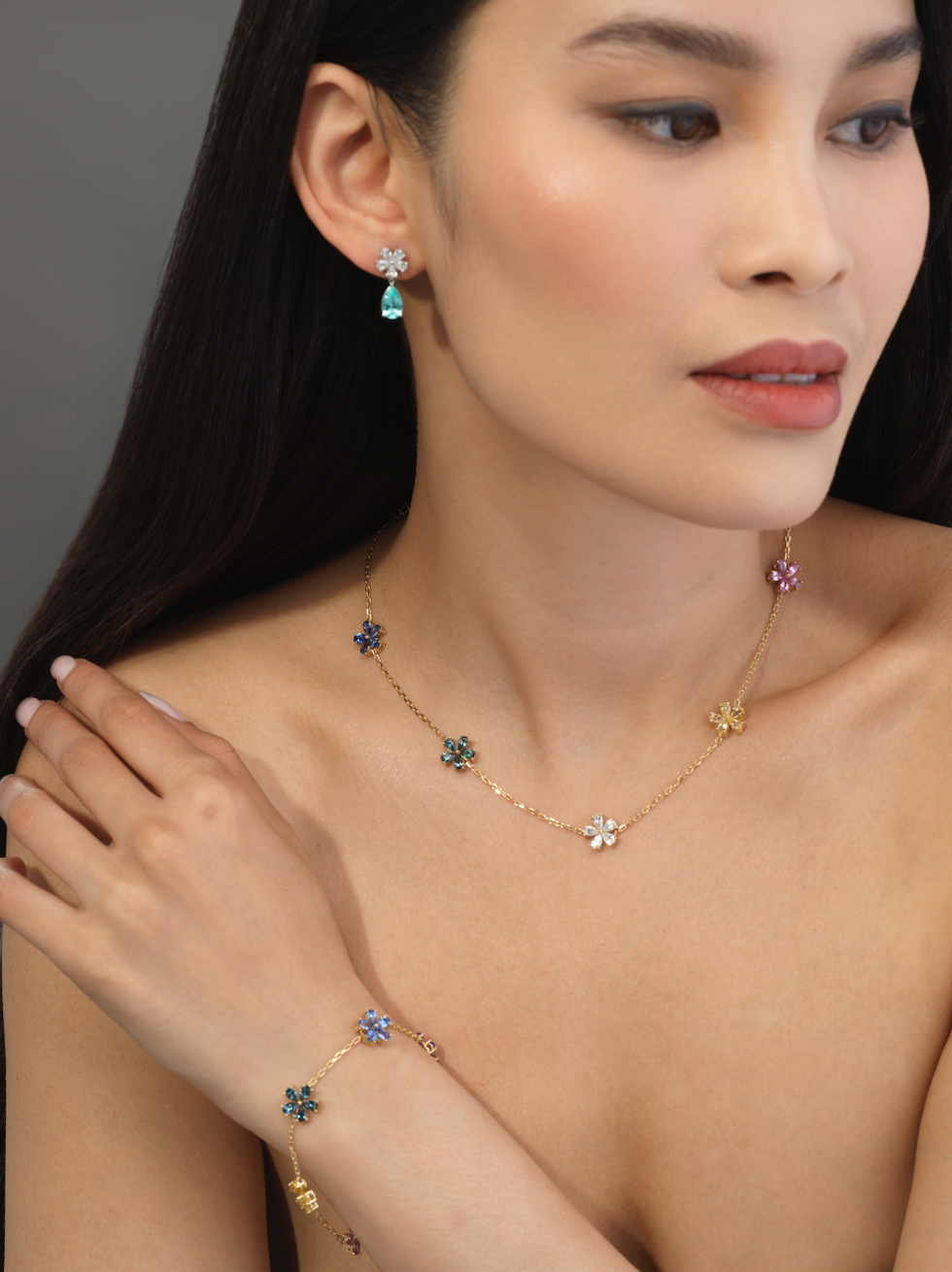 *NEW* Mini Rainbow & Diamond 7 Motif Forget-Me-Not Diamond Necklace